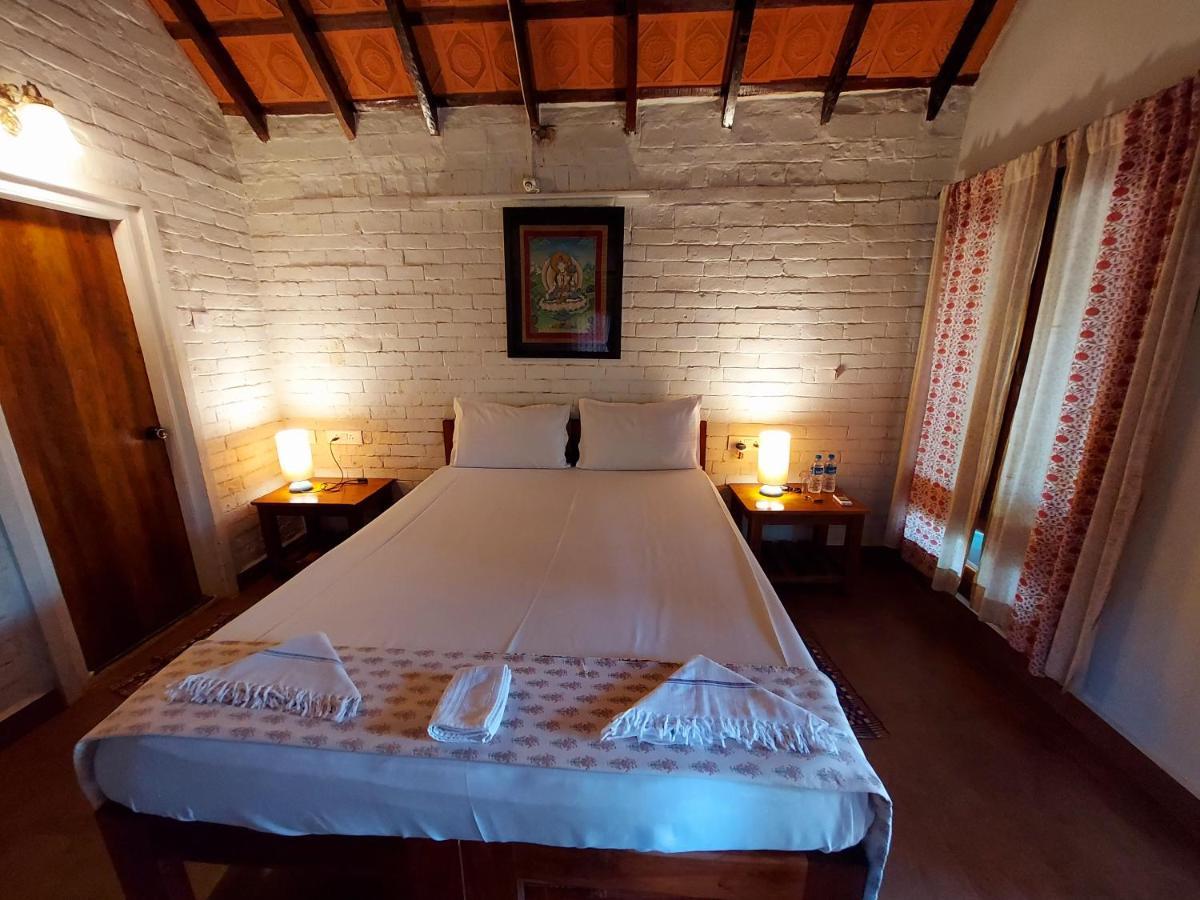 Hotel Ombodhi Retreat Kumta Exterior foto