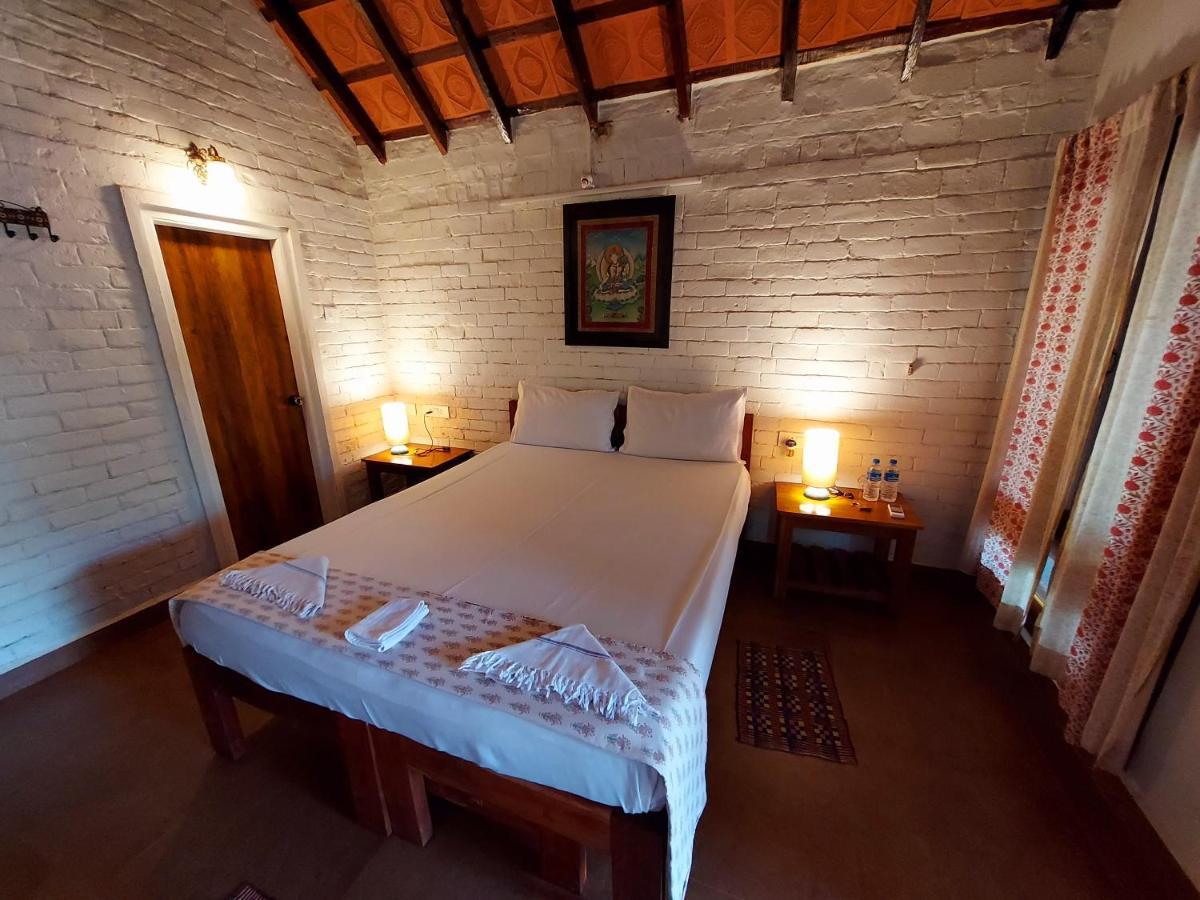 Hotel Ombodhi Retreat Kumta Exterior foto