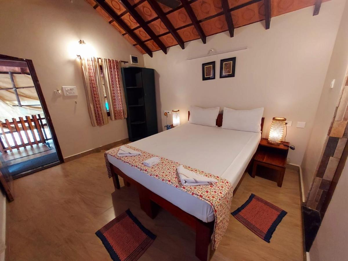 Hotel Ombodhi Retreat Kumta Exterior foto