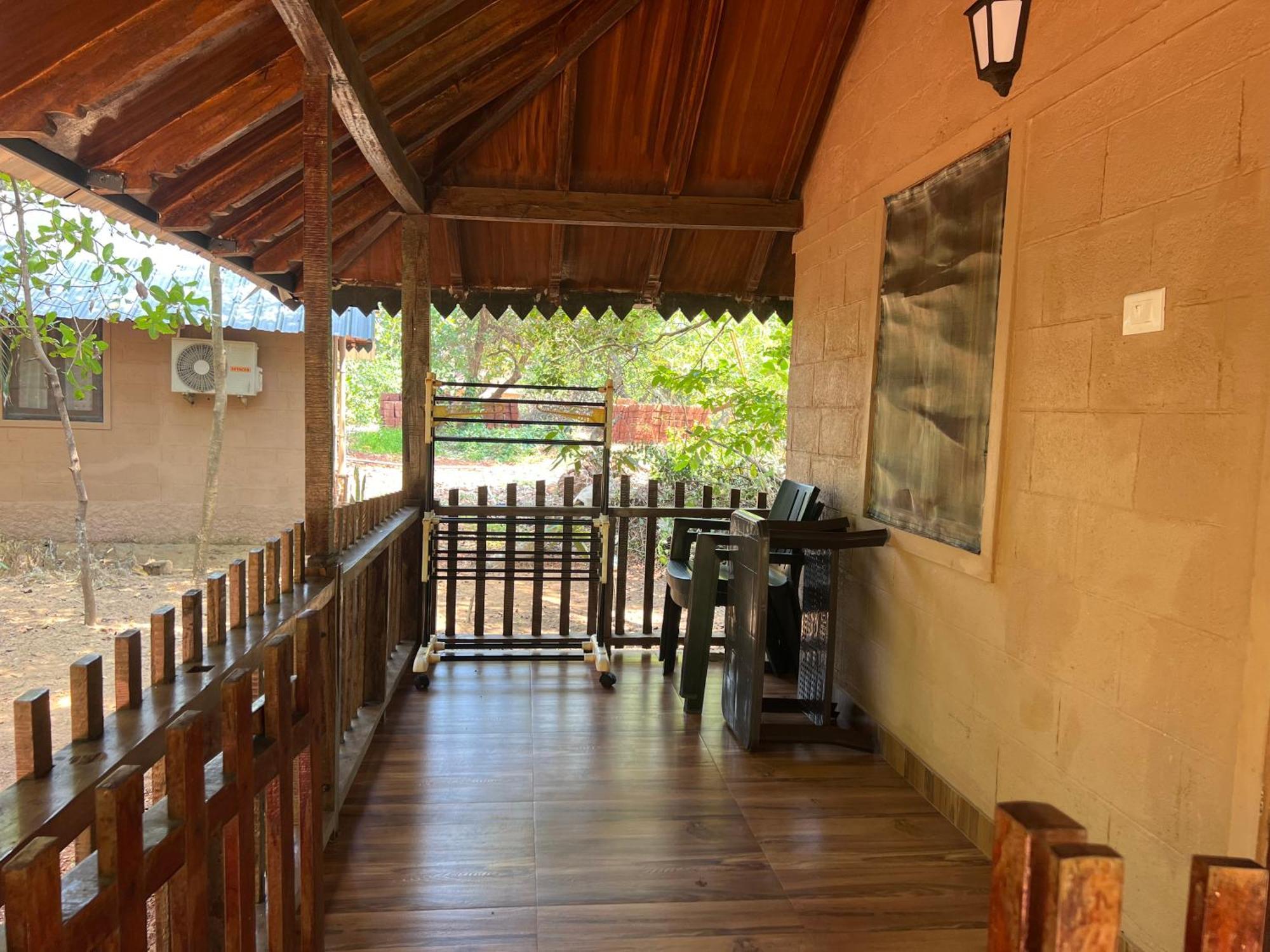 Hotel Ombodhi Retreat Kumta Exterior foto