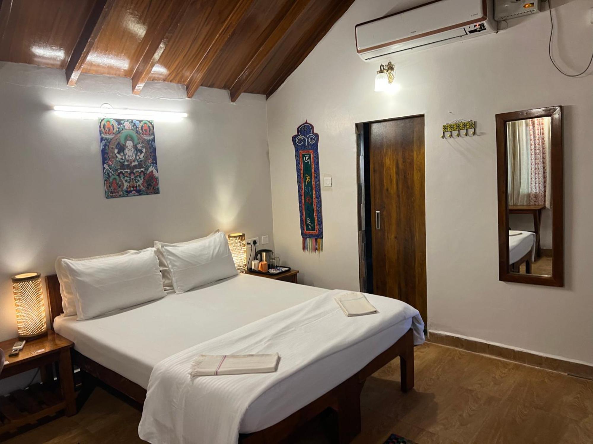 Hotel Ombodhi Retreat Kumta Exterior foto