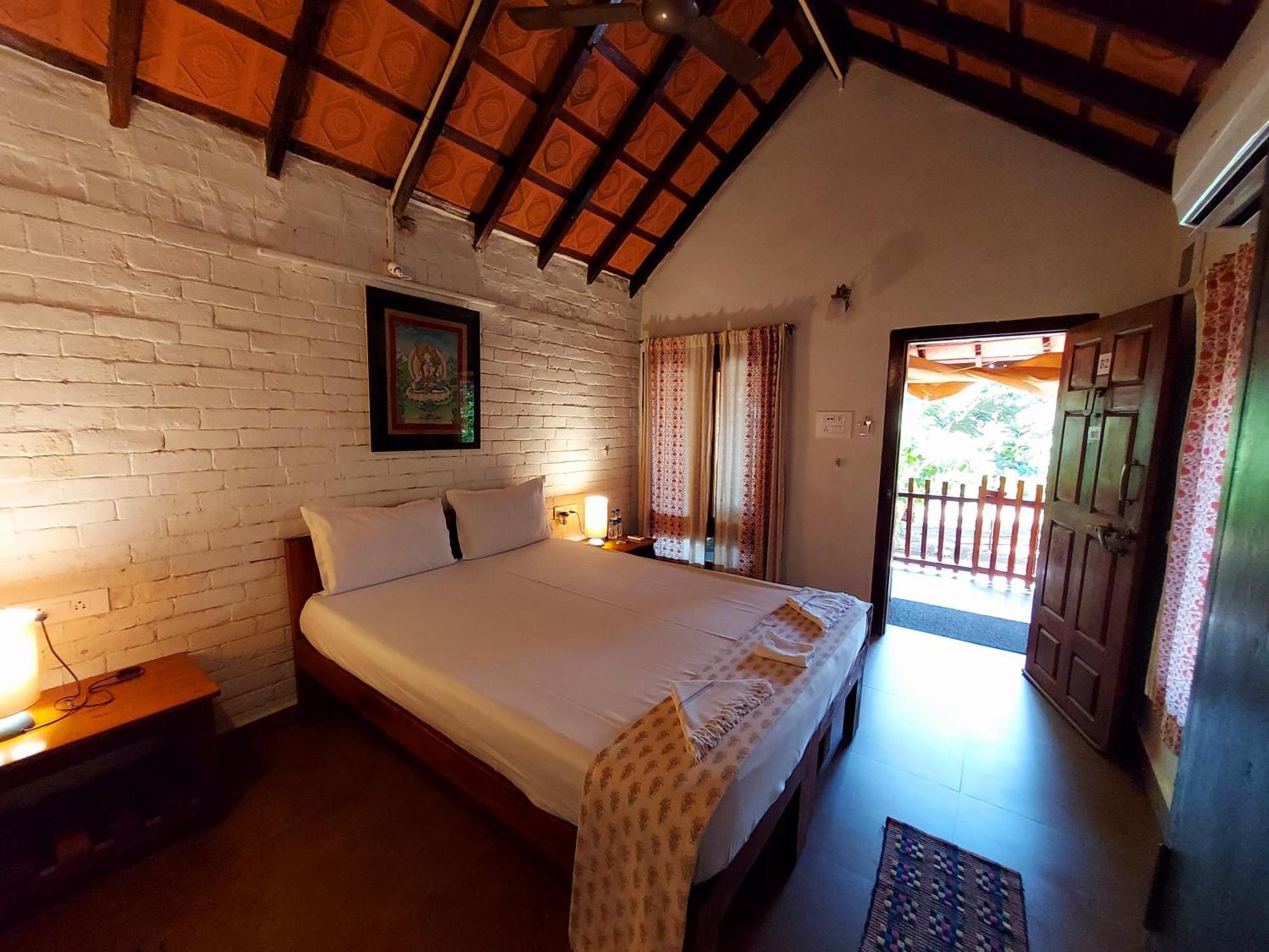 Hotel Ombodhi Retreat Kumta Exterior foto